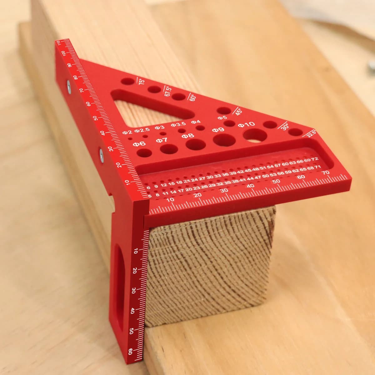 Régua Plástica 3D Multiangular com Transferidor