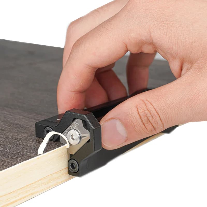 Plaina Manual de Chanfragem e Acabamento de Bordas